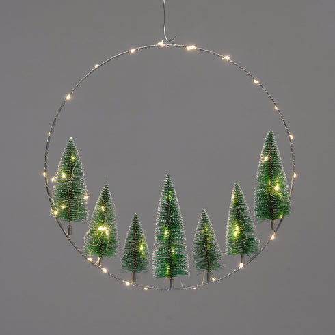 WREATH TREES ΔΙΑΚΟΣΜ ΚΡΕΜΑΣΤΟ 50 LED ΛΑΜΠ ΘΕΡΜΑ ΜΠΑΤ 3ΧΑΑ (ΔΕΝ ΣΥΜΠ) IP20 ΔΙΑΜ:40cm 30cm ΚΑΛ X09501113