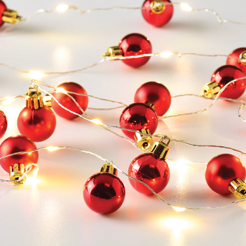 "XMAS ΓΙΡΛΑΝΤΑ ΚΟΚΚΙΝΕΣ ΜΠΑΛΕΣ" 20 LED WW ΛΑΜΠΑΚ ΣΕΙΡ ΑΣΗΜΙ ΚΑΛ ΧΑΛΚΟΥ,ΜΠΑΤ (2xAA)IP20 190+30cm X13201101