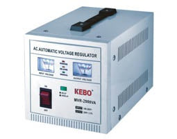 ΣΤΑΘΕΡΟΠΟΙΗΤΗΣ-ΡΥΘΜΙΣΤΗΣ ΤΑΣΗΣ 2000VA ΑΝΑΛΟΓΙΚΟΣ SERVO (MVR) KEBO